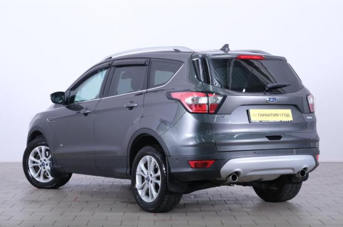 Ford Kuga II Рестайлинг с пробегом 2018 года, цена 1 549 000 рублей, 233000 км, внедорожник, Автокод Объявления