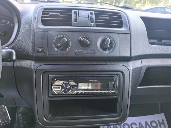 Skoda Fabia II с пробегом 2010 года, цена 195 000 рублей, 200000 км, хэтчбек, Автокод Объявления