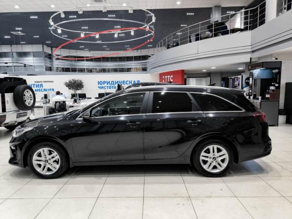 Kia Ceed III с пробегом 2019 года, цена 1 950 000 рублей, 56701 км, универсал, Автокод Объявления