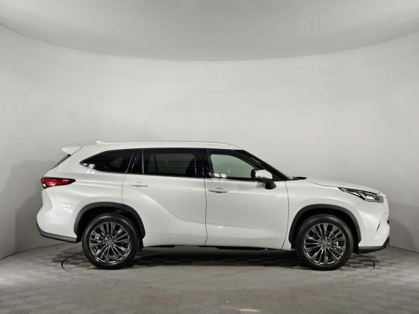 Toyota Highlander IV (XU70) с пробегом 2026 года, цена 5 890 000 рублей, 28 км, внедорожник, Автокод Объявления