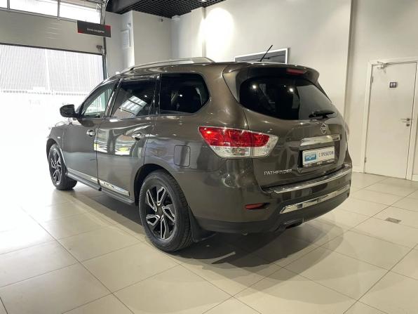 Nissan Pathfinder IV с пробегом 2015 года, цена 1 880 000 рублей, 108150 км, внедорожник, Автокод Объявления