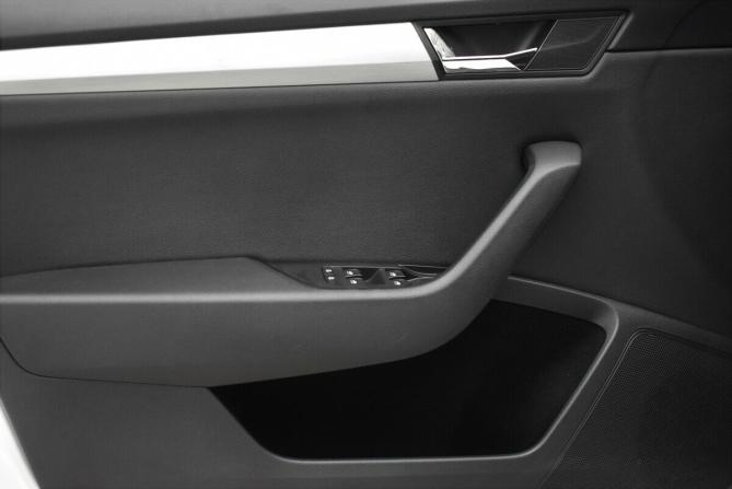 Skoda Superb III с пробегом 2018 года, цена 2 100 000 рублей, 129541 км, лифтбек, Автокод Объявления