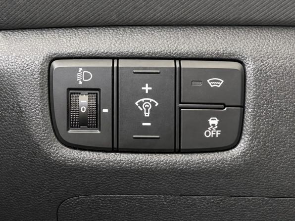 Hyundai Creta I с пробегом 2017 года, цена 1 657 000 рублей, 175279 км, внедорожник, Автокод Объявления