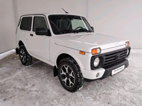 Lada (ВАЗ) Niva Legend с пробегом 2024 года, цена 885 000 рублей, 8300 км, внедорожник, Автокод Объявления