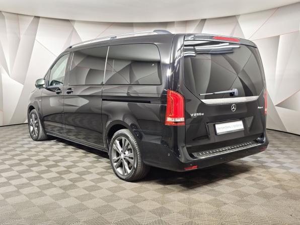 Mercedes-Benz V-Класс III (W447) с пробегом 2017 года, цена 4 890 480 рублей, 73765 км, минивэн, Автокод Объявления