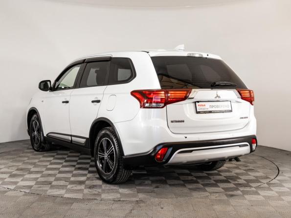 Mitsubishi Outlander III Рестайлинг 3 с пробегом 2020 года, цена 1 699 000 рублей, 173726 км, внедорожник, Автокод Объявления