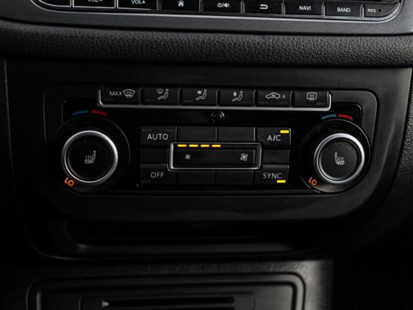 Volkswagen Tiguan I Рестайлинг с пробегом 2013 года, цена 1 350 000 рублей, 199492 км, внедорожник, Автокод Объявления