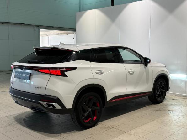 Omoda C5 I с пробегом 2023 года, цена 1 865 000 рублей, 66900 км, внедорожник, Автокод Объявления