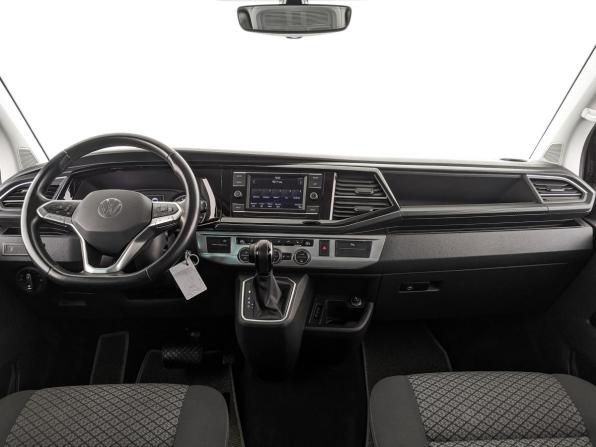 Volkswagen Multivan T6 Рестайлинг с пробегом 2021 года, цена 5 455 000 рублей, 94113 км, минивэн, Автокод Объявления