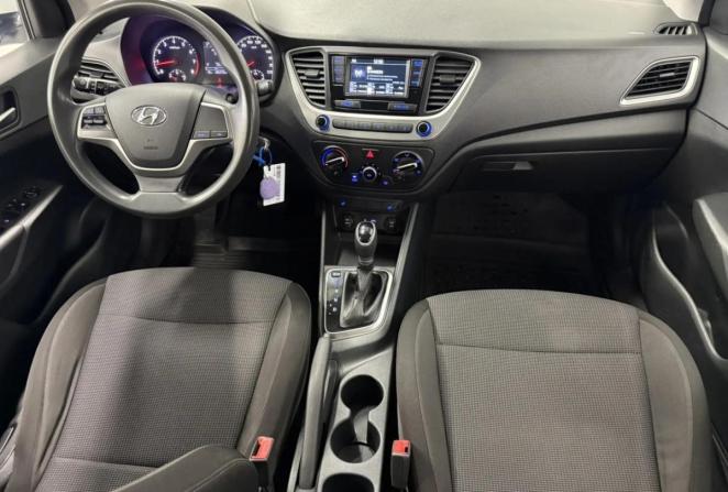 Hyundai Solaris II с пробегом 2018 года, цена 1 150 000 рублей, 185373 км, седан, Автокод Объявления