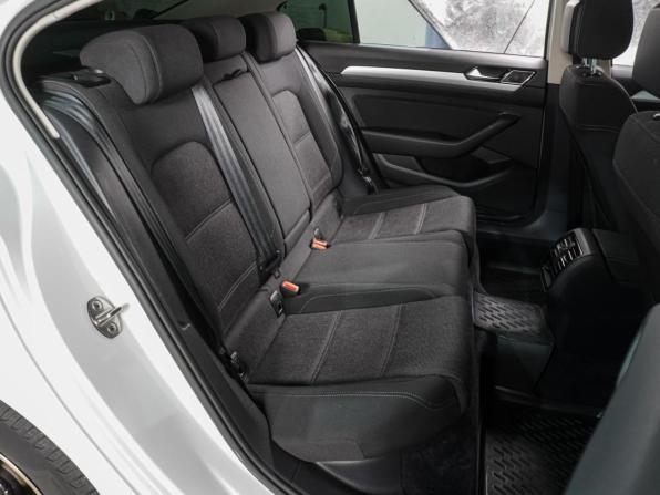 Volkswagen Passat B8 с пробегом 2016 года, цена 1 799 000 рублей, 175680 км, седан, Автокод Объявления