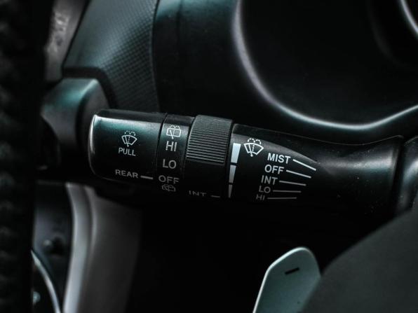 Toyota Wish II с пробегом 2010 года, цена 999 000 рублей, 240915 км, минивэн, Автокод Объявления