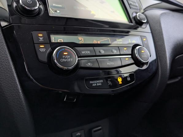 Nissan Qashqai II с пробегом 2017 года, цена 1 850 000 рублей, 102181 км, внедорожник, Автокод Объявления