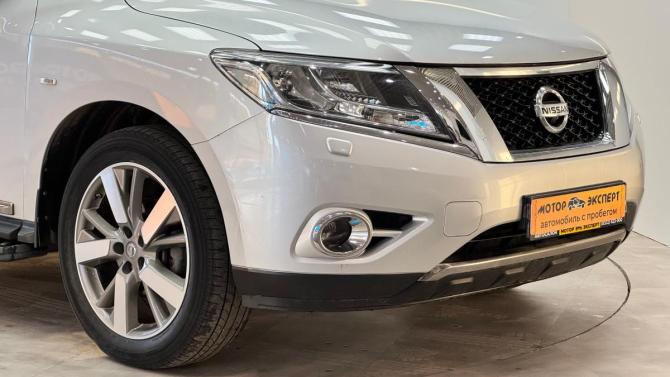 Nissan Pathfinder IV с пробегом 2015 года, цена 1 650 000 рублей, 151034 км, внедорожник, Автокод Объявления