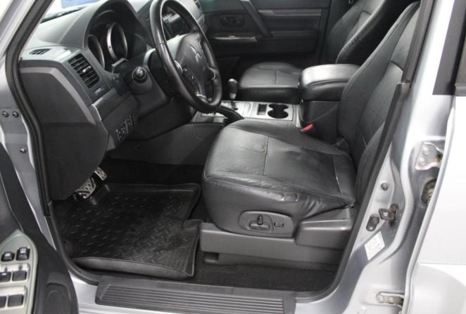 Mitsubishi Pajero IV Рестайлинг 1 с пробегом 2012 года, цена 1 900 000 рублей, 193716 км, внедорожник, Автокод Объявления