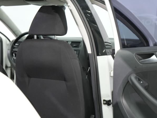Volkswagen Jetta VI с пробегом 2013 года, цена 1 050 000 рублей, 175000 км, седан, Автокод Объявления