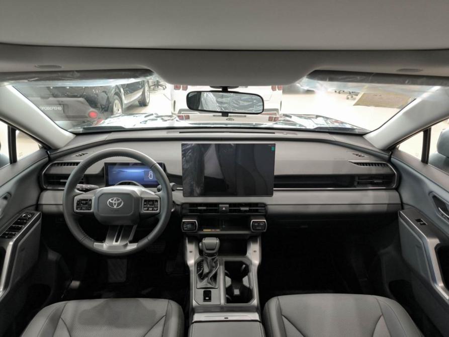Toyota RAV4 VI (XA60) Казань  - изображение 17