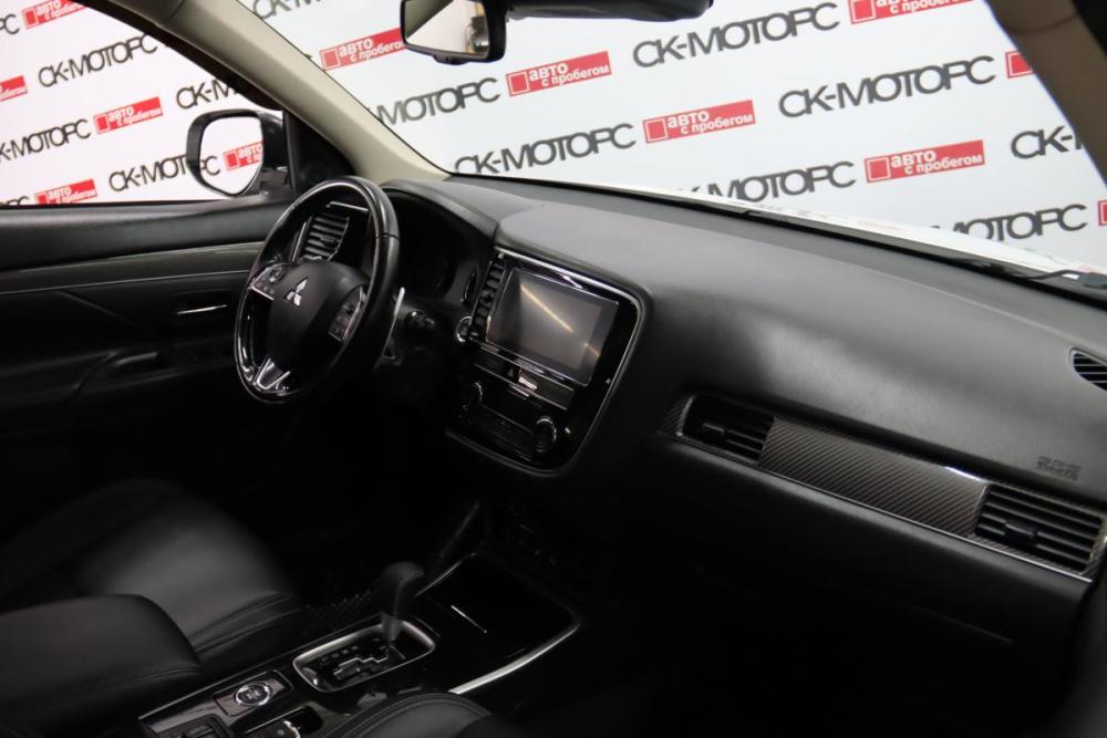 Mitsubishi Outlander III Рестайлинг 3 Сургут  - изображение 9