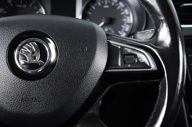 Skoda Octavia III (A7) с пробегом 2013 года, цена 1 329 000 рублей, 192356 км, лифтбек, Автокод Объявления