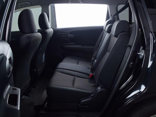 Toyota Wish II Рестайлинг с пробегом 2015 года, цена 1 499 999 рублей, 123873 км, минивэн, Автокод Объявления