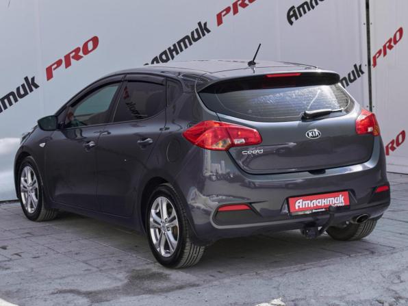 Kia Ceed II с пробегом 2014 года, цена 895 000 рублей, 210742 км, хэтчбек, Автокод Объявления