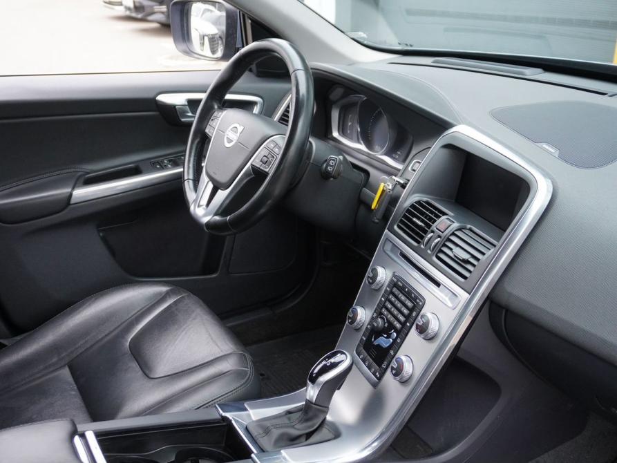 Volvo XC60 I Рестайлинг Москва  - изображение 12