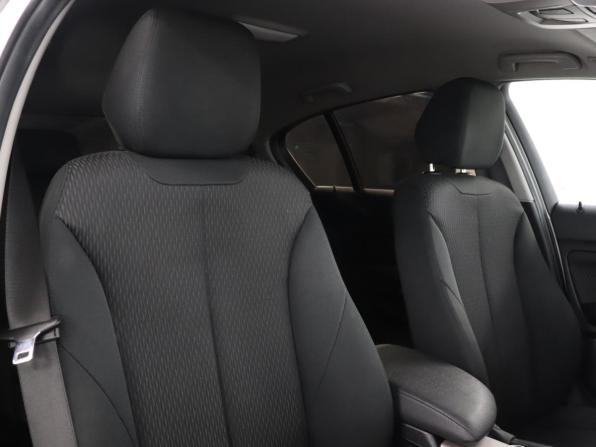 BMW 1 серии II (F20/F21) Рестайлинг с пробегом 2015 года, цена 1 565 000 рублей, 127170 км, хэтчбек, Автокод Объявления