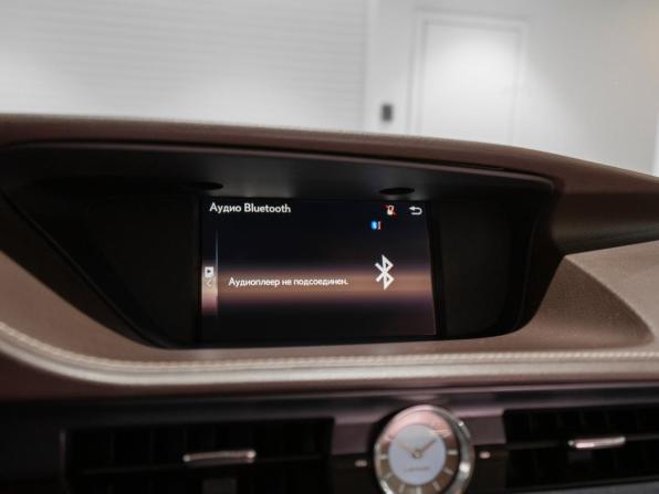 Lexus ES VI Рестайлинг с пробегом 2015 года, цена 2 570 000 рублей, 174713 км, седан, Автокод Объявления
