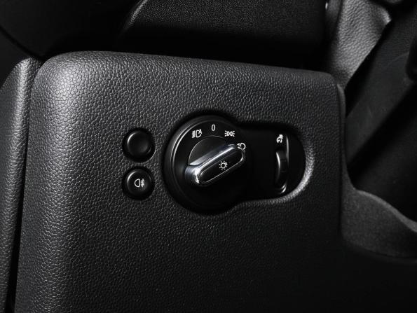 Mini Hatch III (F55/F56) с пробегом 2016 года, цена 2 229 000 рублей, 191512 км, хэтчбек, Автокод Объявления