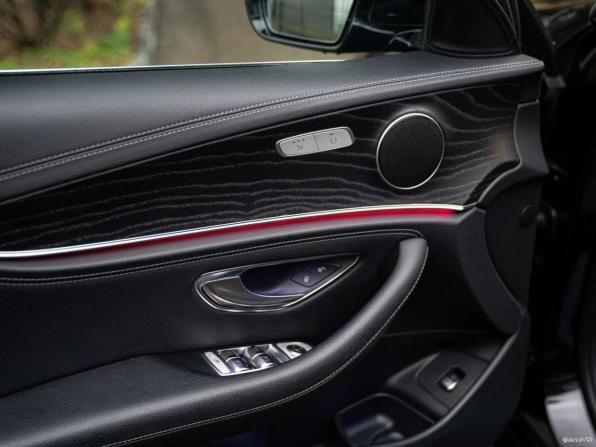 Mercedes-Benz E-Класс V (W213 S213 C238) с пробегом 2018 года, цена 3 811 000 рублей, 51020 км, седан, Автокод Объявления