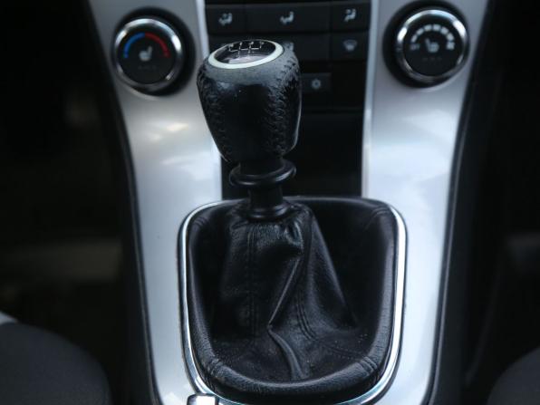 Chevrolet Cruze I Рестайлинг с пробегом 2013 года, цена 589 000 рублей, 225000 км, хэтчбек, Автокод Объявления