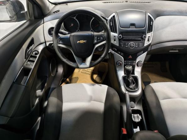 Chevrolet Cruze I Рестайлинг с пробегом 2014 года, цена 675 000 рублей, 274284 км, седан, Автокод Объявления