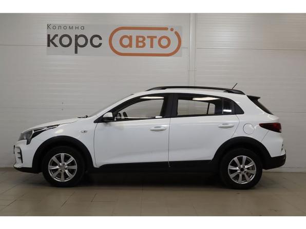 Kia Rio IV Рестайлинг с пробегом 2021 года, цена 1 395 000 рублей, 140942 км, седан, Автокод Объявления