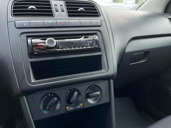 Volkswagen Polo V с пробегом 2012 года, цена 523 120 рублей, 339188 км, седан, Автокод Объявления