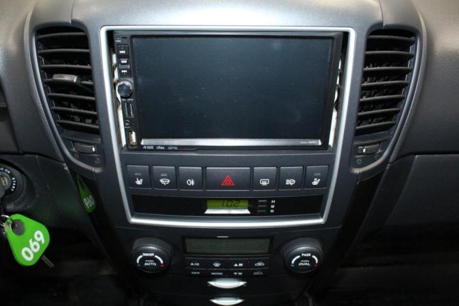Kia Sorento I Рестайлинг с пробегом 2009 года, цена 889 000 рублей, 325000 км, внедорожник, Автокод Объявления