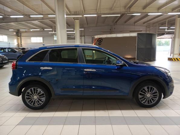 Kia Niro I с пробегом 2018 года, цена 1 924 000 рублей, 113000 км, внедорожник, Автокод Объявления