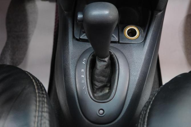 Renault Clio II Рестайлинг с пробегом 2002 года, цена 299 000 рублей, 315000 км, хэтчбек, Автокод Объявления