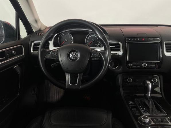 Volkswagen Touareg II Рестайлинг с пробегом 2015 года, цена 2 365 000 рублей, 267100 км, внедорожник, Автокод Объявления
