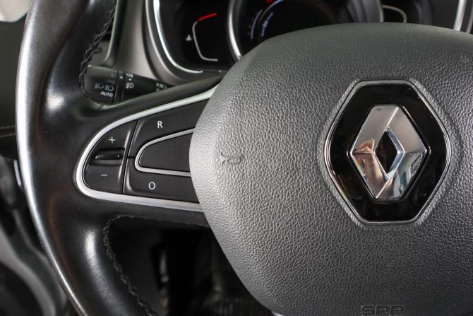 Renault Scenic IV с пробегом 2018 года, цена 1 799 000 рублей, 180111 км, компактвэн, Автокод Объявления