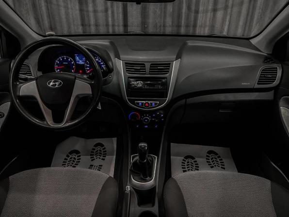 Hyundai Solaris I с пробегом 2012 года, цена 780 000 рублей, 145000 км, седан, Автокод Объявления