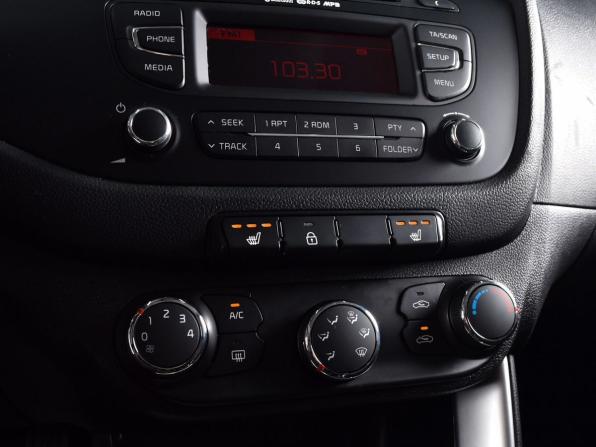 Kia Ceed II Рестайлинг с пробегом 2015 года, цена 919 995 рублей, 131048 км, хэтчбек, Автокод Объявления