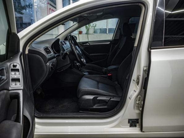 Volkswagen Golf VI с пробегом 2012 года, цена 989 000 рублей, 154753 км, хэтчбек, Автокод Объявления