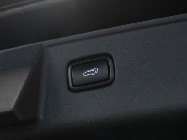 Kia Mohave I Рестайлинг 2 с пробегом 2023 года, цена 5 750 000 рублей, 42491 км, внедорожник, Автокод Объявления