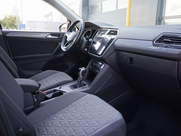 Volkswagen Tiguan II Рестайлинг с пробегом 2021 года, цена 2 670 000 рублей, 66168 км, внедорожник, Автокод Объявления