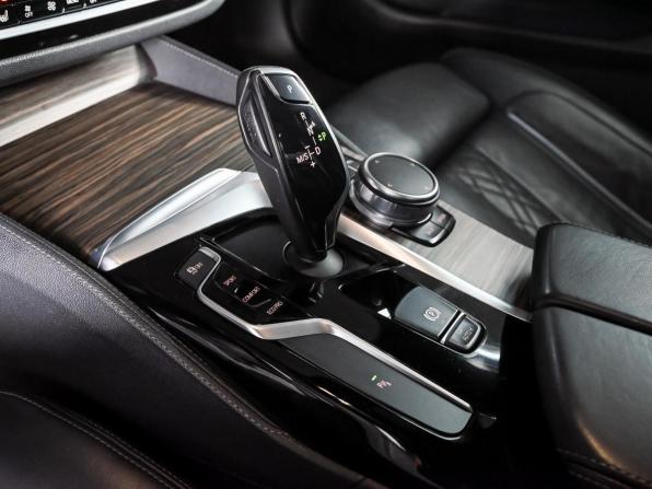 BMW 5 серии VII (G30/G31/G38) с пробегом 2017 года, цена 4 200 000 рублей, 131463 км, седан, Автокод Объявления