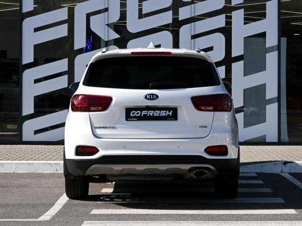 Kia Sorento III Prime Рестайлинг с пробегом 2018 года, цена 2 699 000 рублей, 193979 км, внедорожник, Автокод Объявления