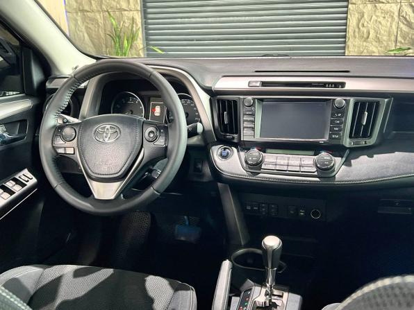 Toyota RAV4 IV (XA40) Рестайлинг с пробегом 2017 года, цена 2 420 000 рублей, 152831 км, внедорожник, Автокод Объявления