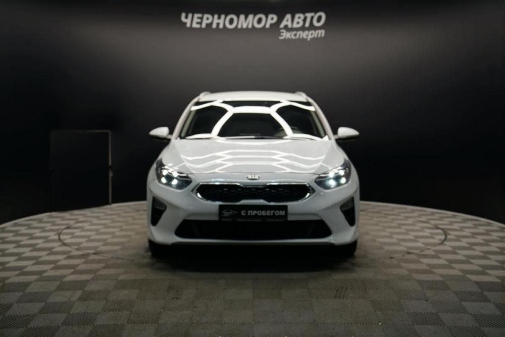 Kia Ceed III Крым  - изображение 8