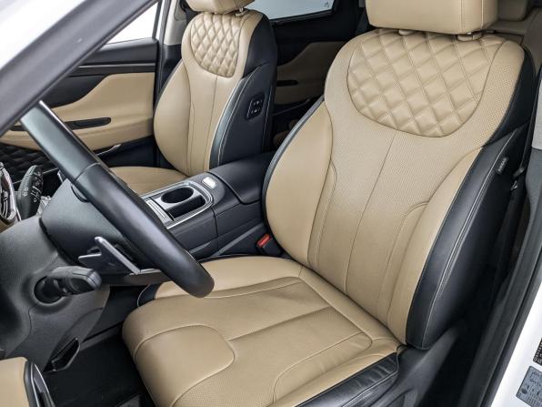Hyundai Santa Fe IV Рестайлинг с пробегом 2022 года, цена 4 190 000 рублей, 59037 км, внедорожник, Автокод Объявления