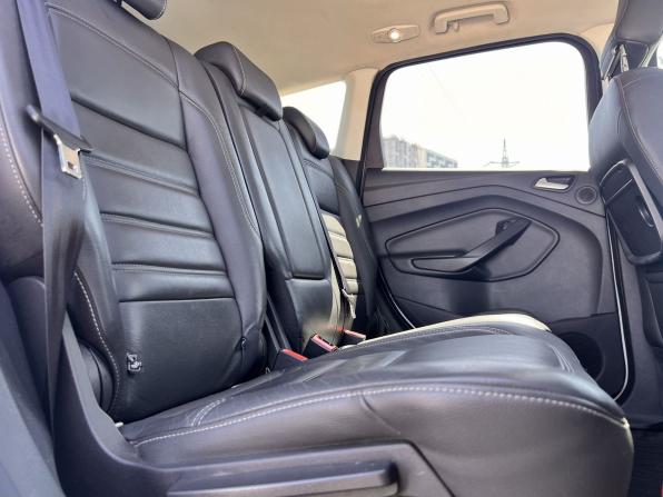 Ford Kuga II Рестайлинг с пробегом 2017 года, цена 1 590 000 рублей, 127971 км, внедорожник, Автокод Объявления